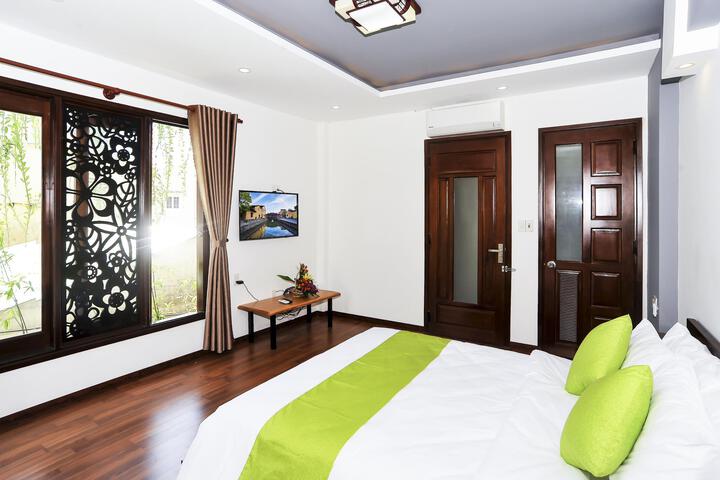 Room 8 of 8