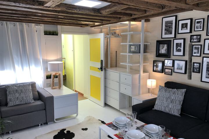 Room 477 of 648