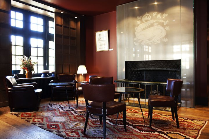 Lounge 67 of 87