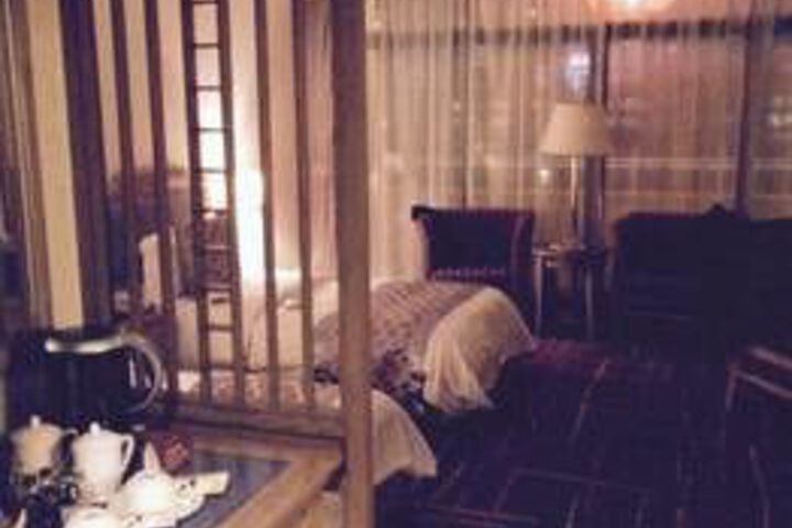 Room 55 of 115