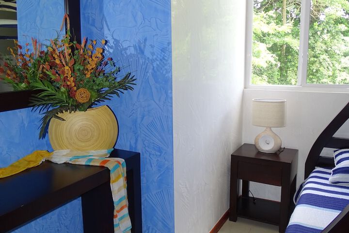 Room 12 of 40