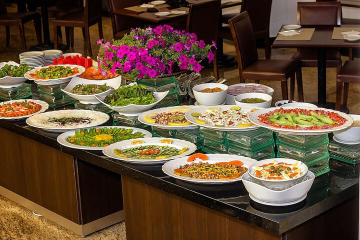 Dining 39 of 71