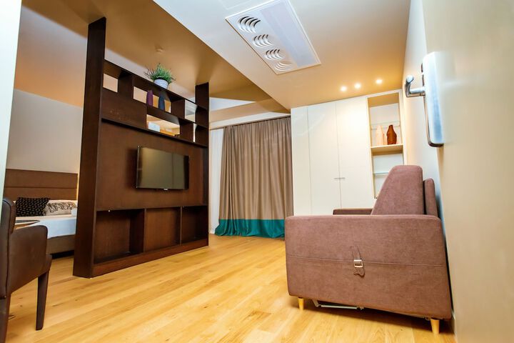 Room 30 of 61
