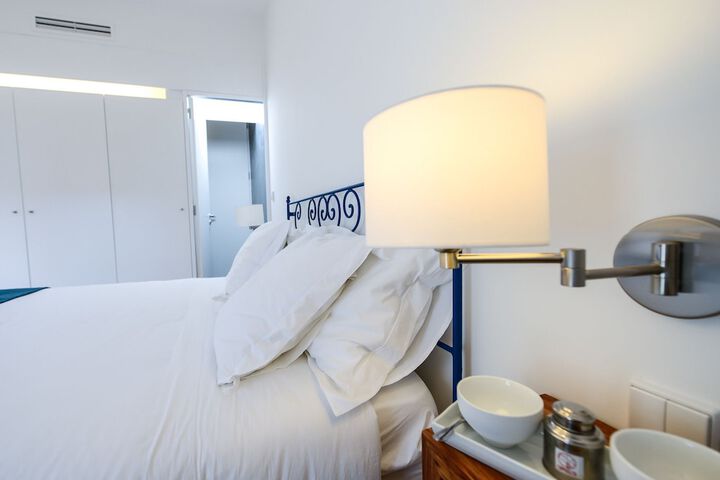 Room 5 of 70