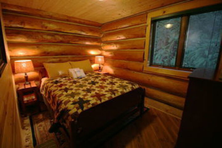 Room 180 of 697