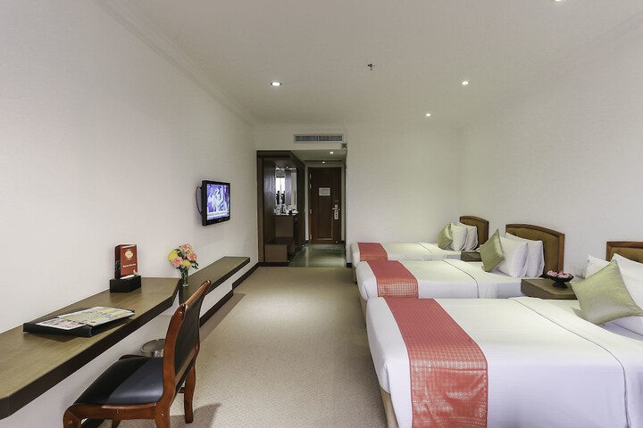 Room 29 of 65