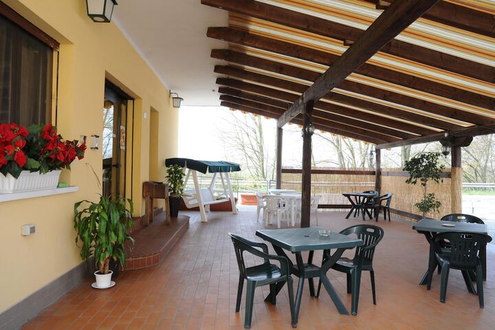 Terrace/Patio 12 of 12