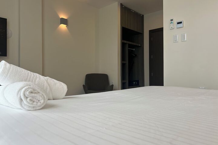 Room 46 of 106