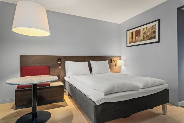 Room 20 of 69