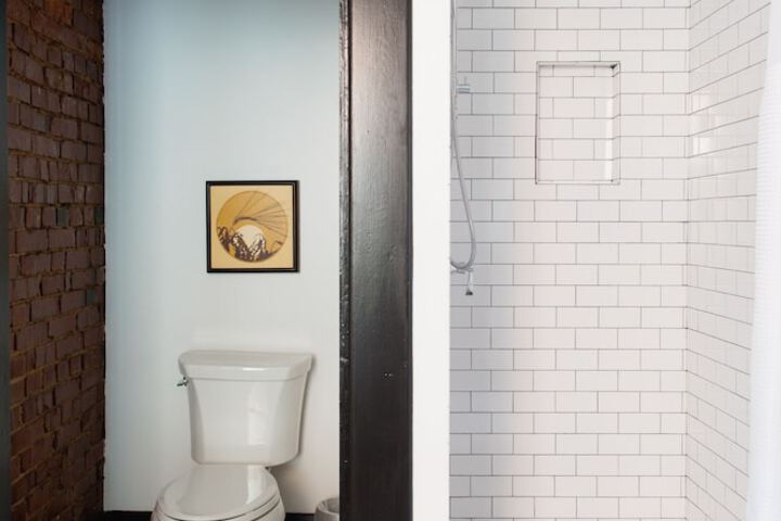 Bathroom shower