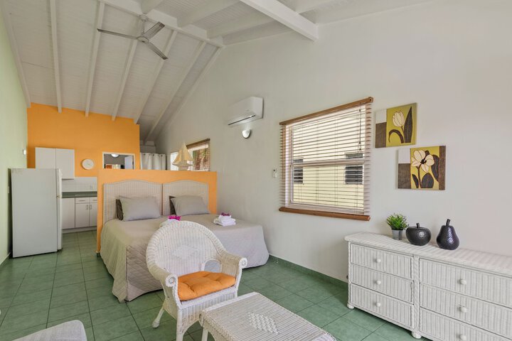 Room 56 of 175