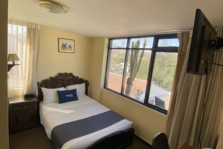 Room 6 of 64