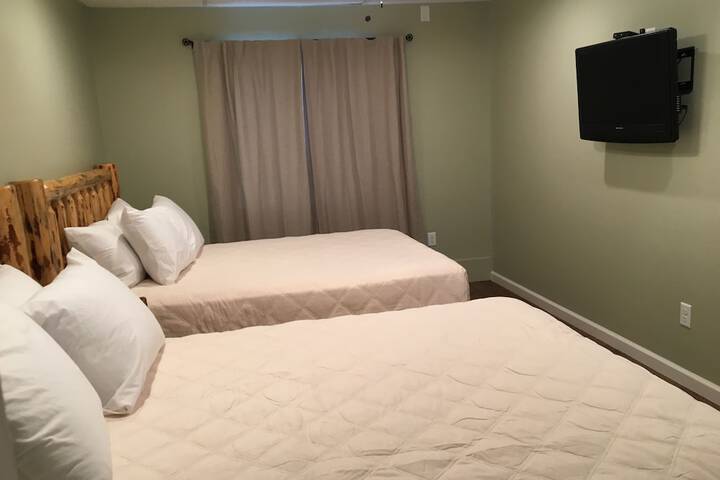 Room 8 of 81