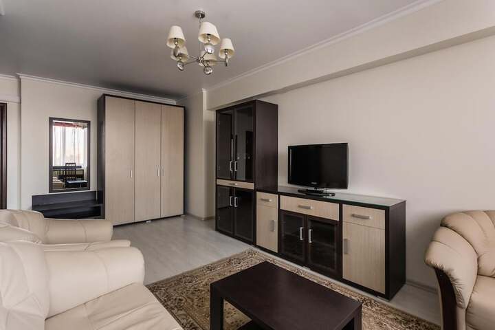Room 44 of 95
