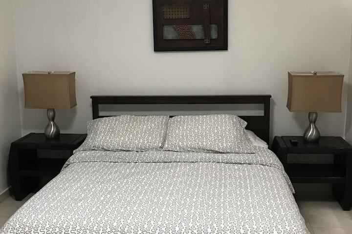 Room 3 of 44