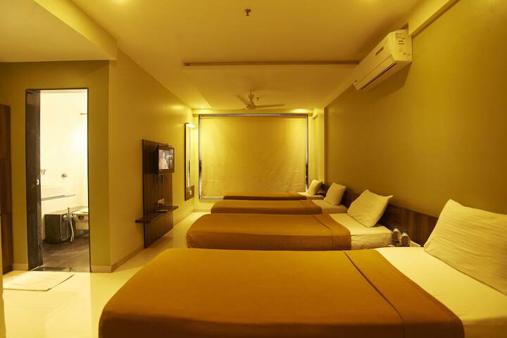 Room 26 of 58