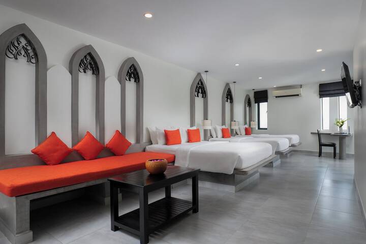 Room 20 of 81