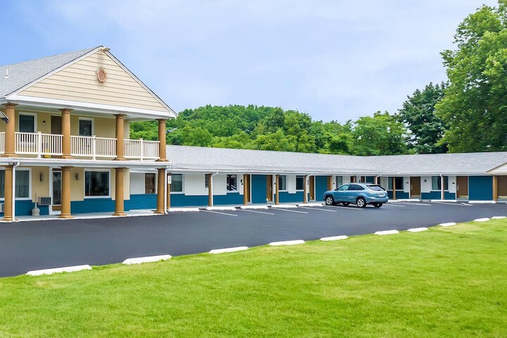 Exterior Photo