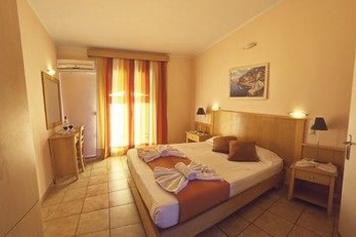 Room 27 of 56