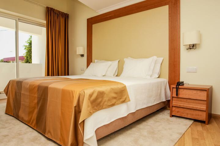 Room 3 of 47