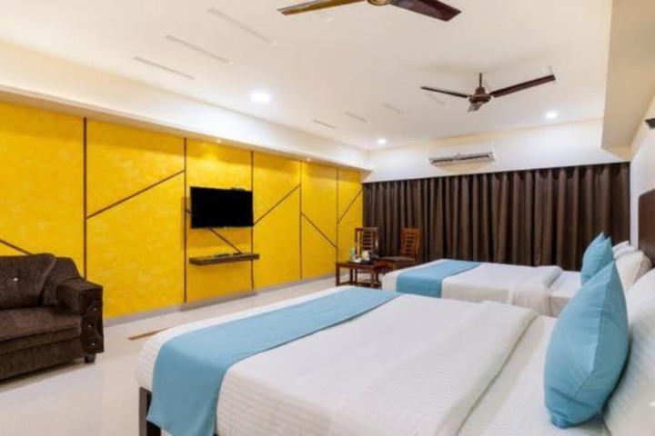 Room 8 of 23