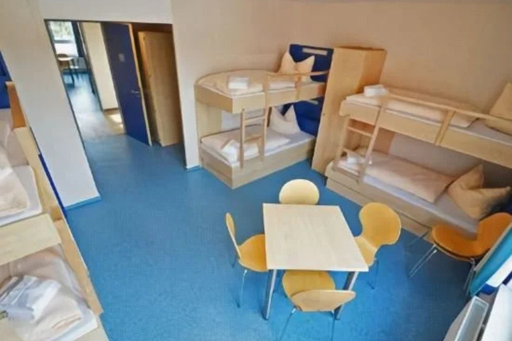 Room 3 of 5