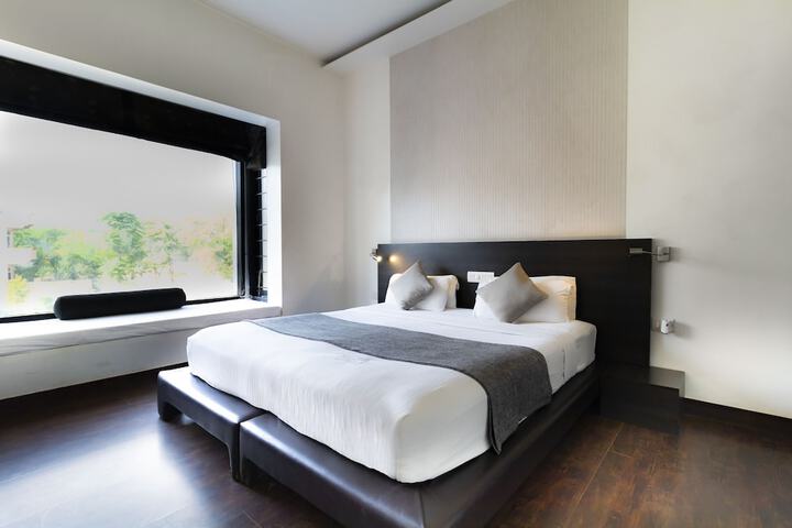 Room 17 of 47