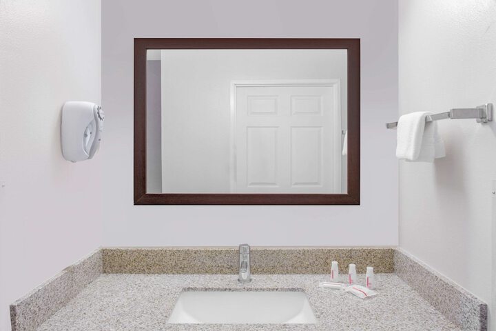 Vanity Photo