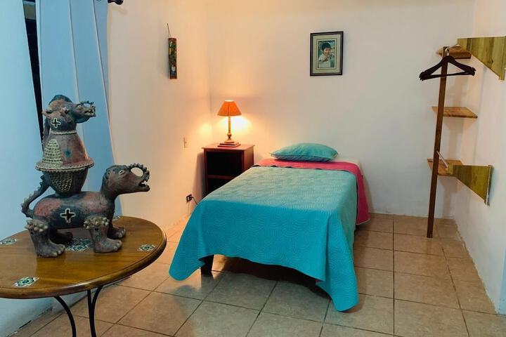 Room 2 of 90