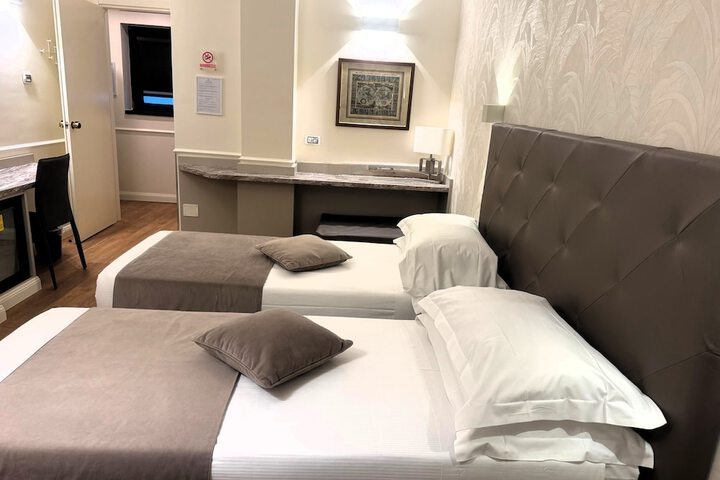 Room 62 of 93