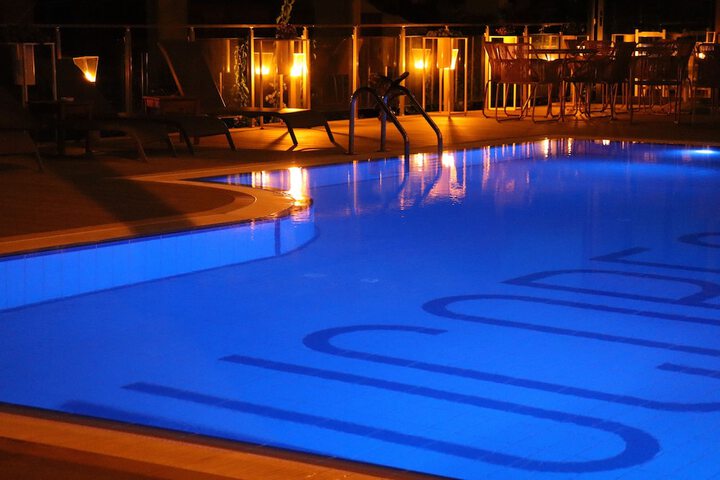 Pool 11 of 33