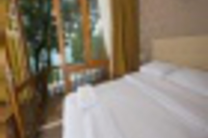 Room 75 of 216