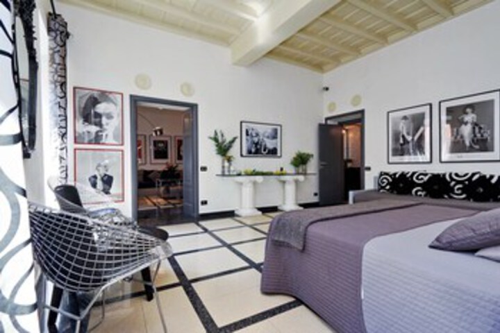 Room 40 of 60