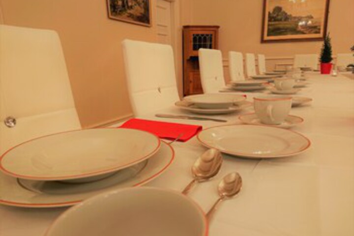 Dining 5 of 14