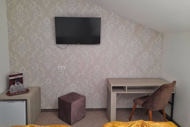 Room 7 of 59
