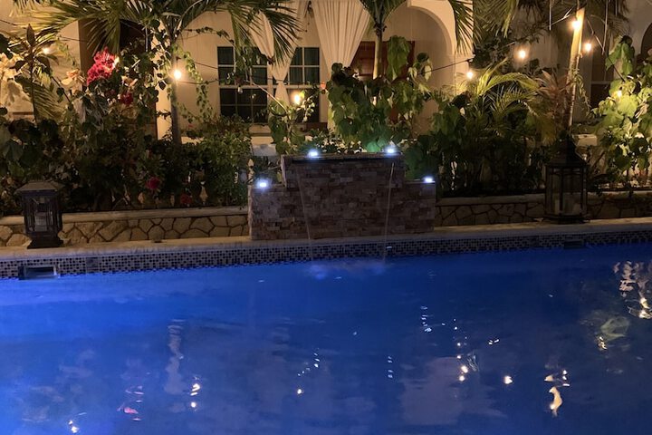 Pool 90 of 162