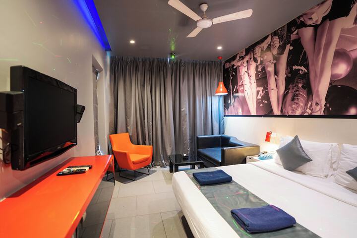 Room 22 of 46