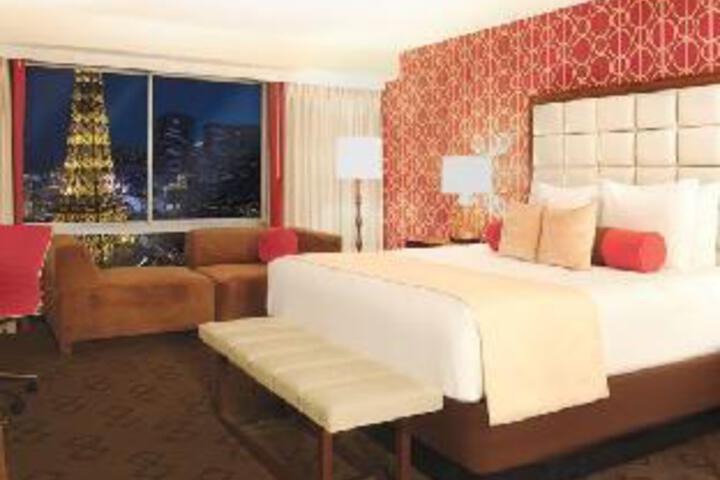 Resort Room 1 King (17 of 33)