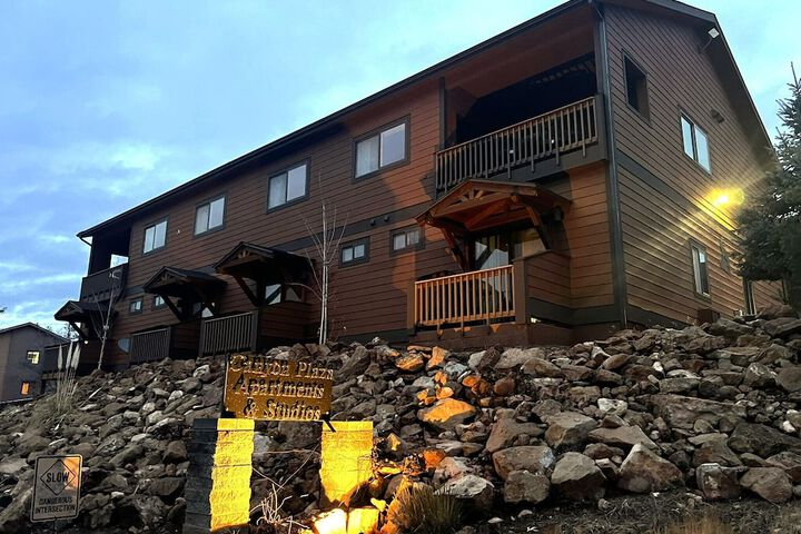 Canyon Plaza Premier Studios and Apts