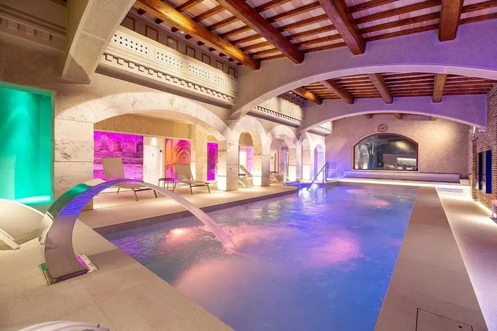 Pool 7 of 16
