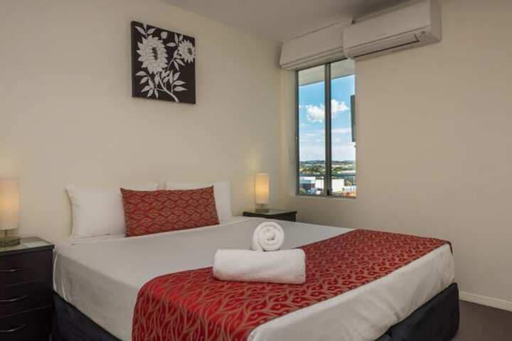 Room 16 of 73