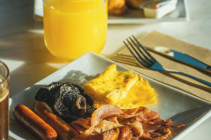 Breakfast/Coffee Service 67 of 71