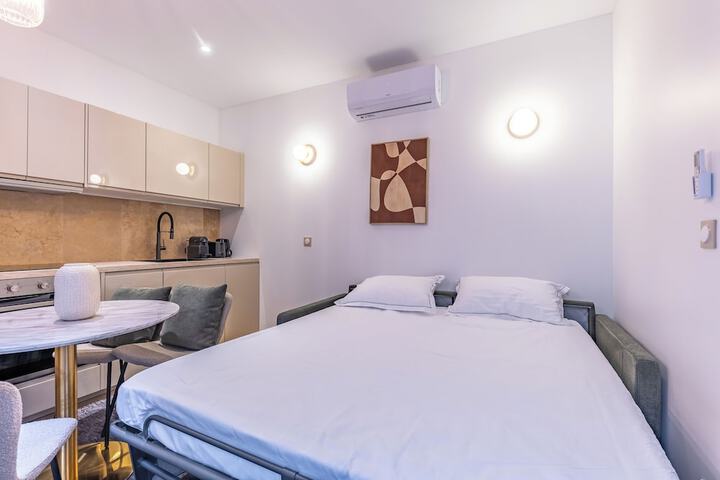 Room 135 of 188
