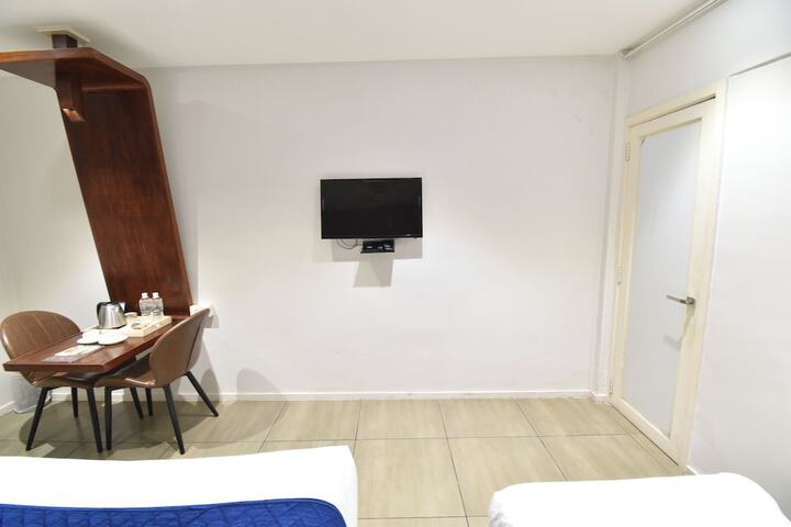 Room 6 of 47