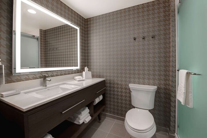 Bathroom shower
