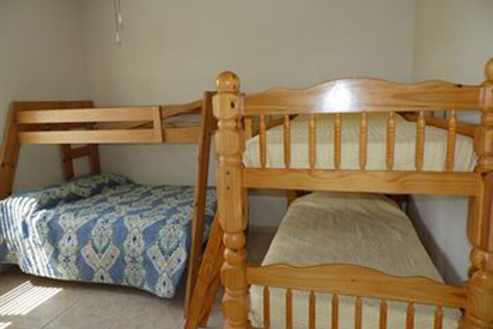 Room 12 of 28