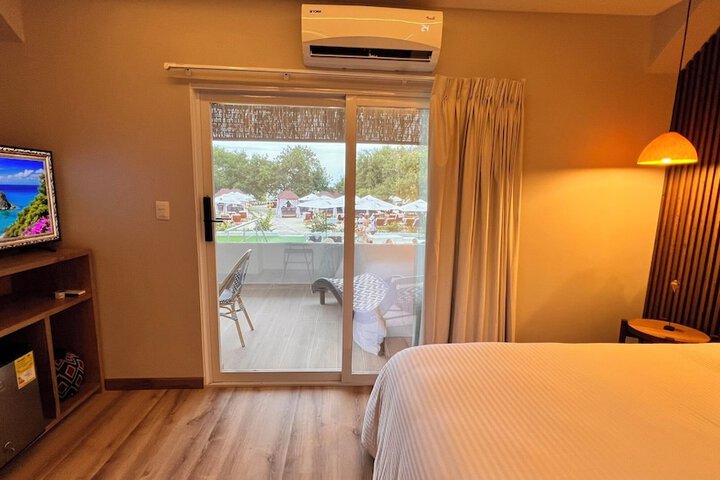 Room 8 of 116