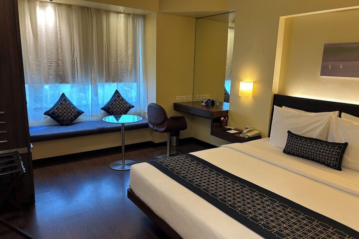 Room 44 of 109