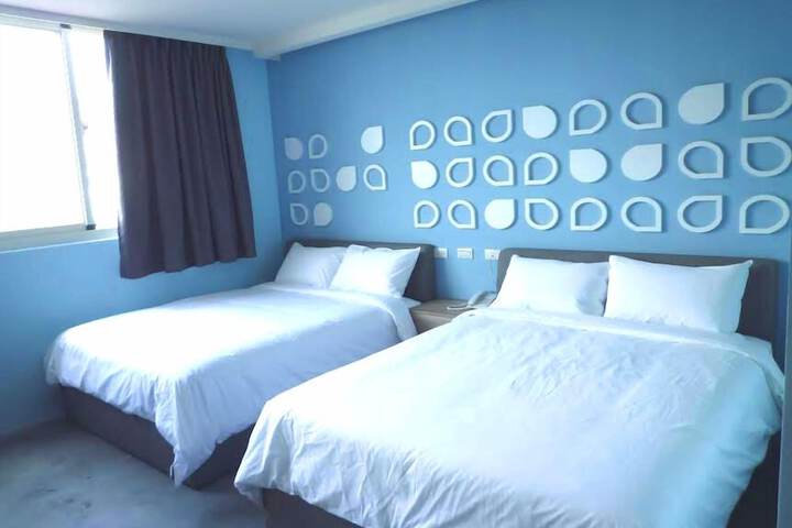 Room 31 of 118