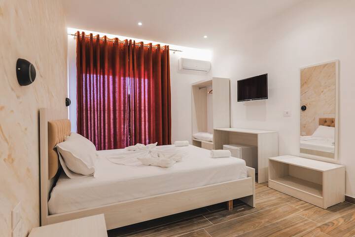 Room 30 of 64